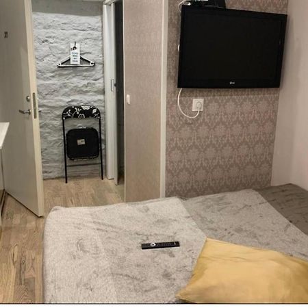 Sueda Hostel Sueda 7 Tallinn Ngoại thất bức ảnh