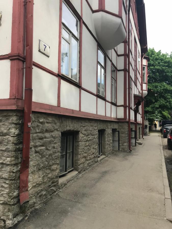 Sueda Hostel Sueda 7 Tallinn Ngoại thất bức ảnh